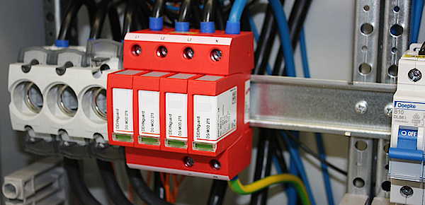 Über­spannungs­schutz bei Fiedler Elektro-Sanitär-Heizung-Solar in Lohr/ Main
